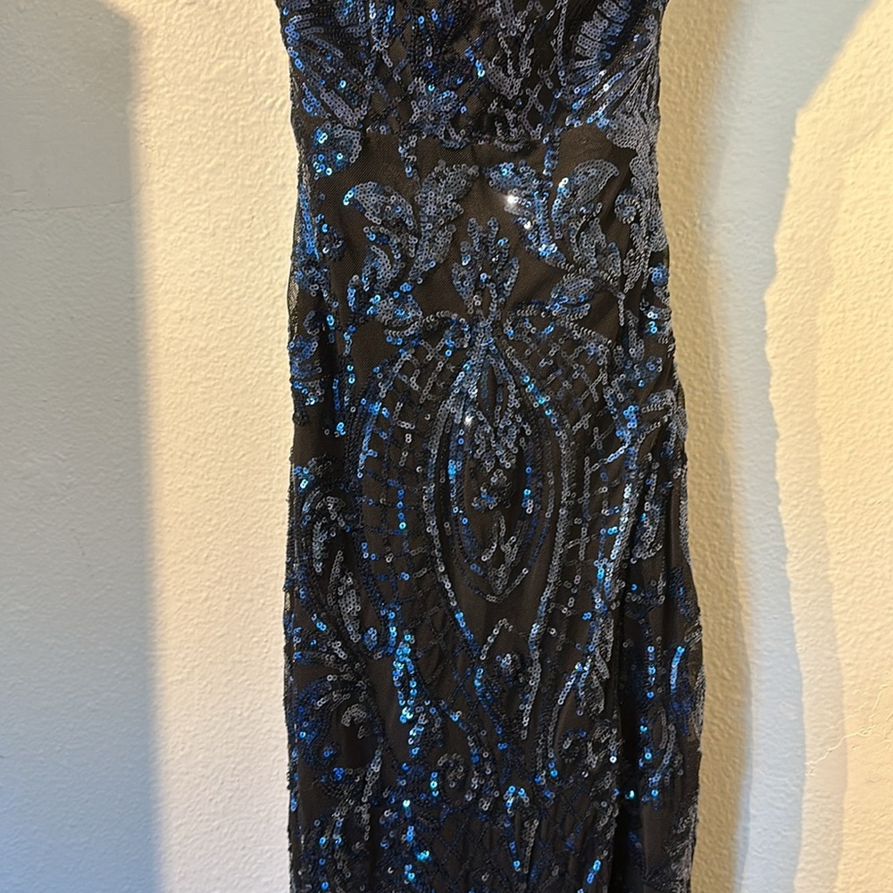 ✨Sequined open back dress with front side slit “Rowena” mermaid fit - Picture 8 of 15